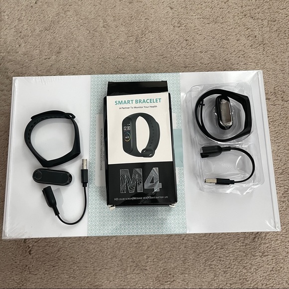 Smart bracelet M4 (pack of 2) - Picture 1 of 9